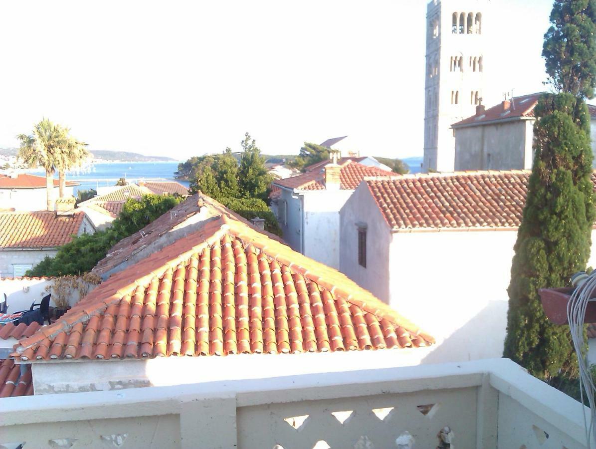 Apt. Old Town Rab Town Extérieur photo